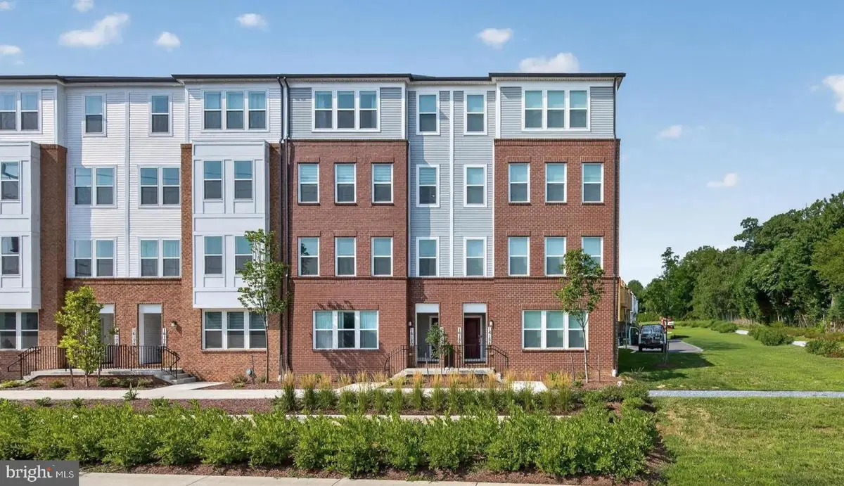 16184 Frederick Rd, Rockville, MD 20850 - #1