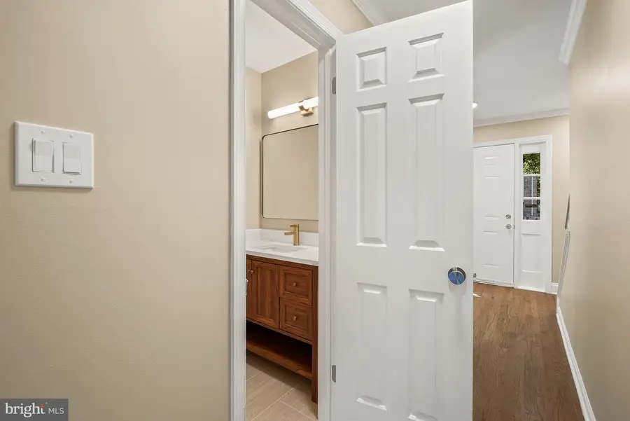 7602 Westlake Ter #19, Bethesda, MD 20817 - #2
