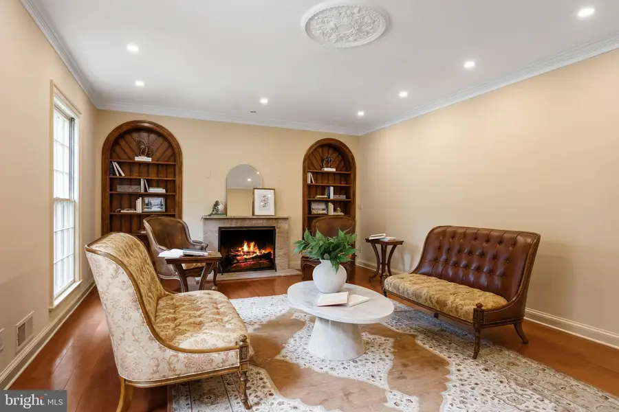 204 Primrose St, Chevy Chase, MD 20815 - #3