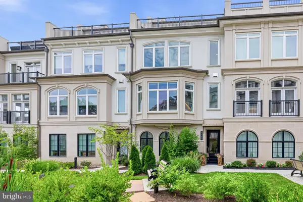 8189 River Rd, BETHESDA, MD 20817