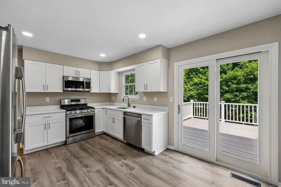 24017 Pecan Grove Ln, Gaithersburg, MD 20882 - #3