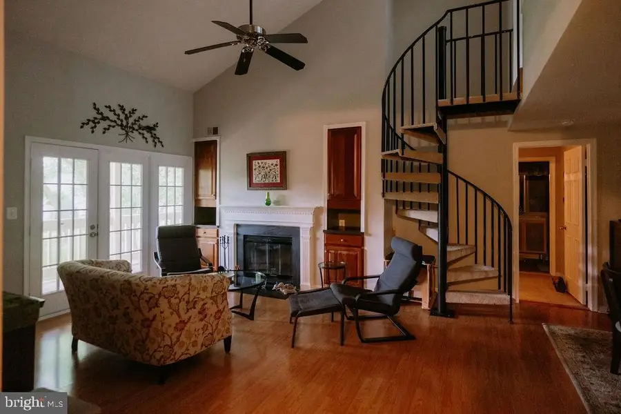13020 Shadyside Ln #a, Germantown, MD 20874 - #2