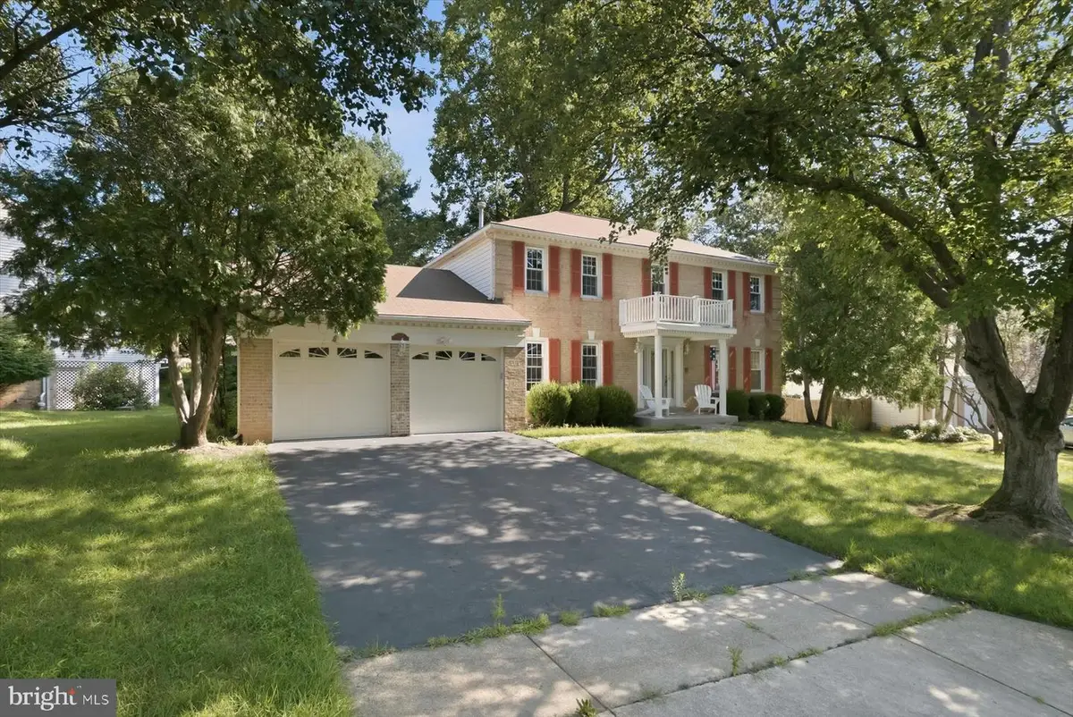 11337 Freas Dr, Gaithersburg, MD 20878 - #1