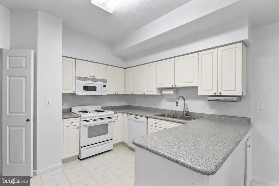 2901 S Leisure World Blvd #401, Silver Spring, MD 20906 - #2
