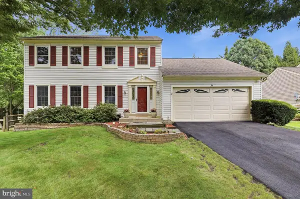 34 Spinning Wheel Ct, GERMANTOWN, MD 20874