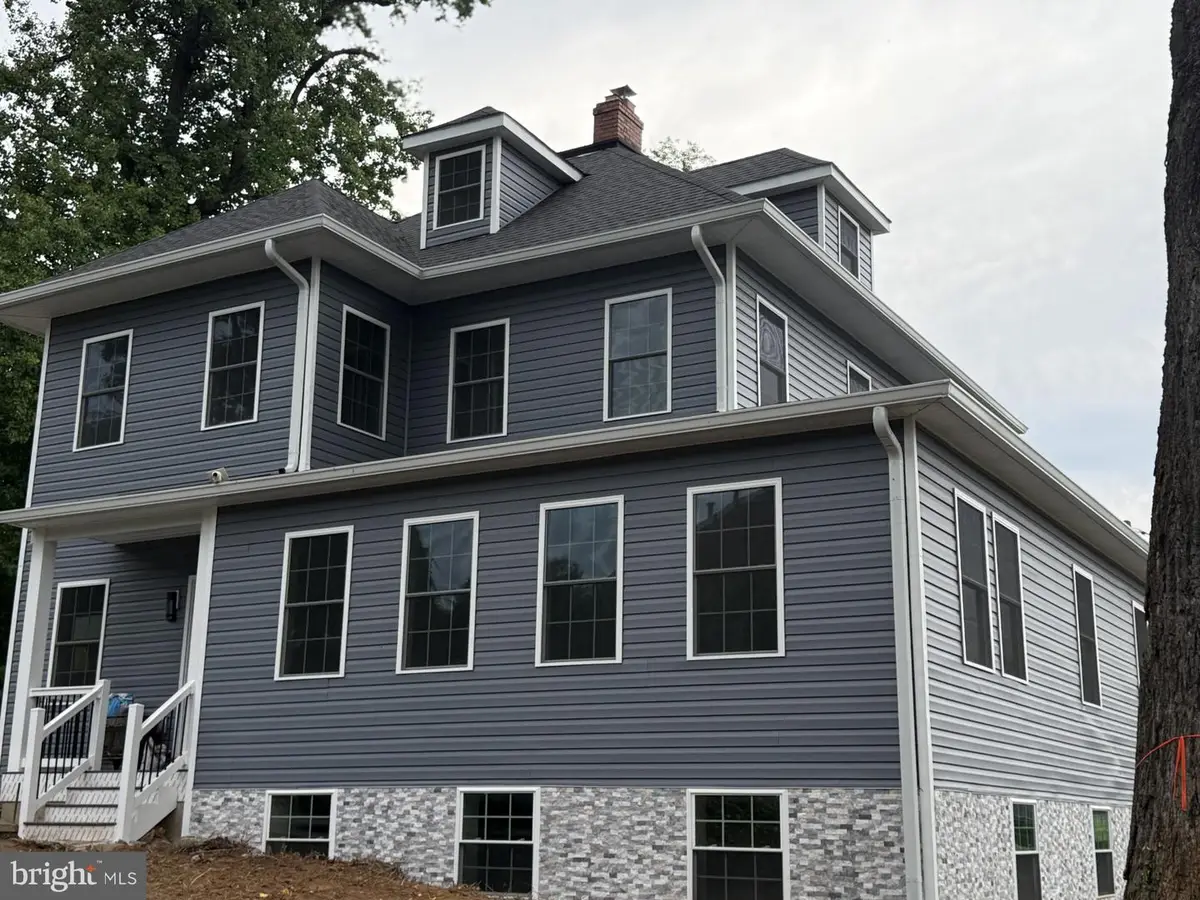 9300 Old Georgetown Rd, Bethesda, MD 20814 - #1