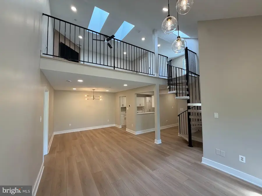 12904 Churchill Ridge Cir #11, Germantown, MD 20874 - #3