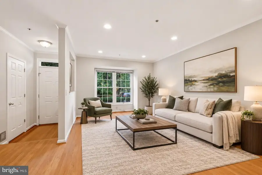 7568 Elioak Ter, Gaithersburg, MD 20879 - #3