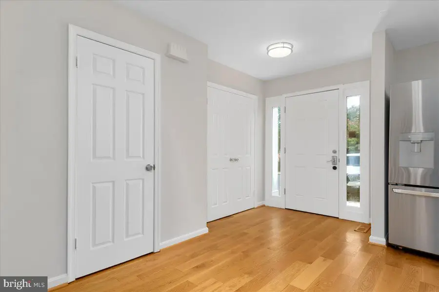 13143 Country Ridge Dr, Germantown, MD 20874 - #2