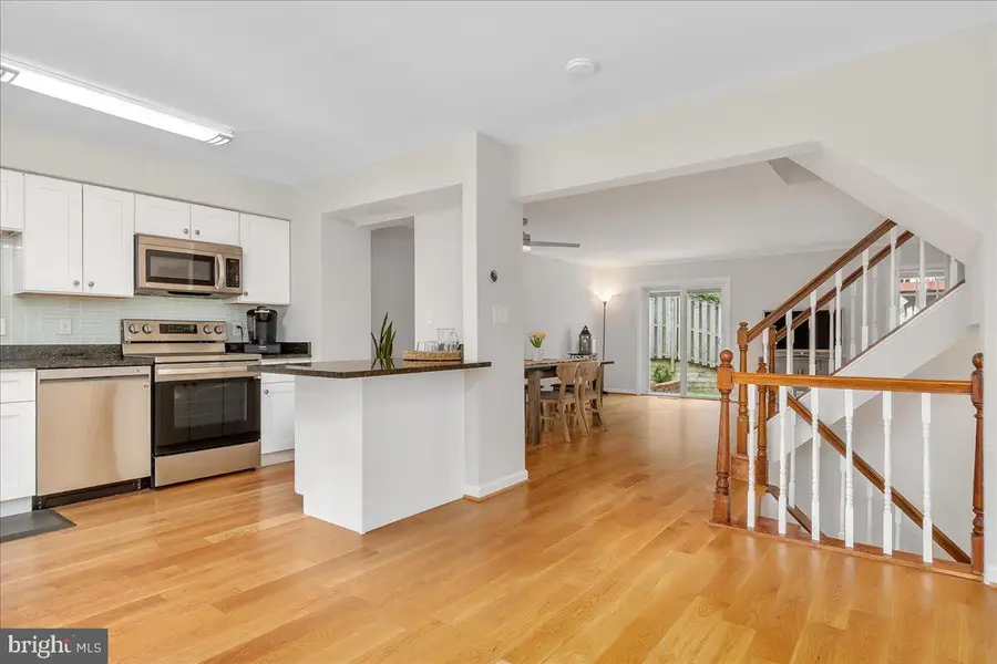 13143 Country Ridge Dr, Germantown, MD 20874 - #3
