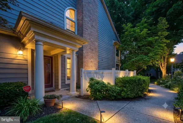 5724 Mayfair Manor Dr #99, NORTH BETHESDA, MD 20852