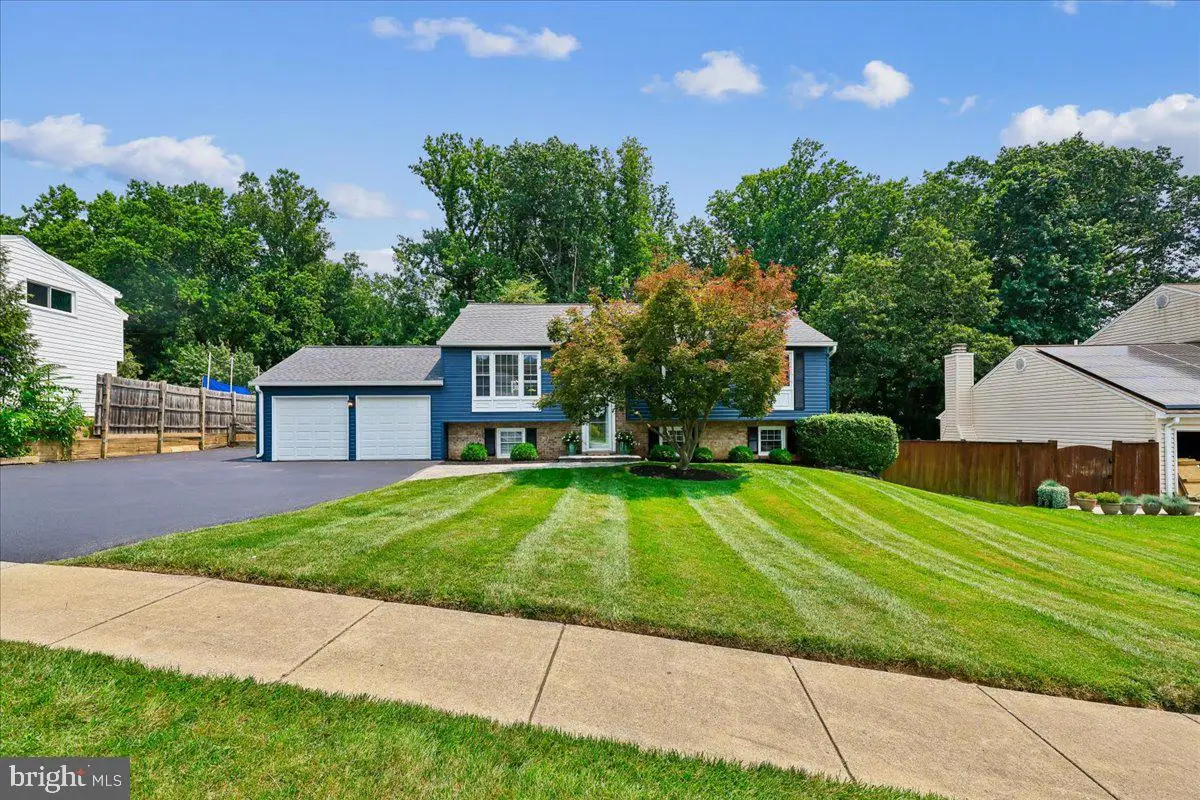 24713 Cutsail Dr, Damascus, MD 20872 - #1