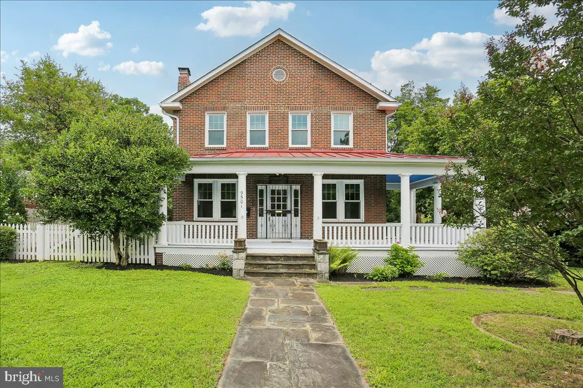 9501 Colesville Rd, Silver Spring, MD 20901 - #1
