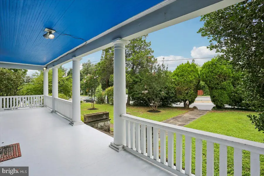 9501 Colesville Rd, Silver Spring, MD 20901 - #3