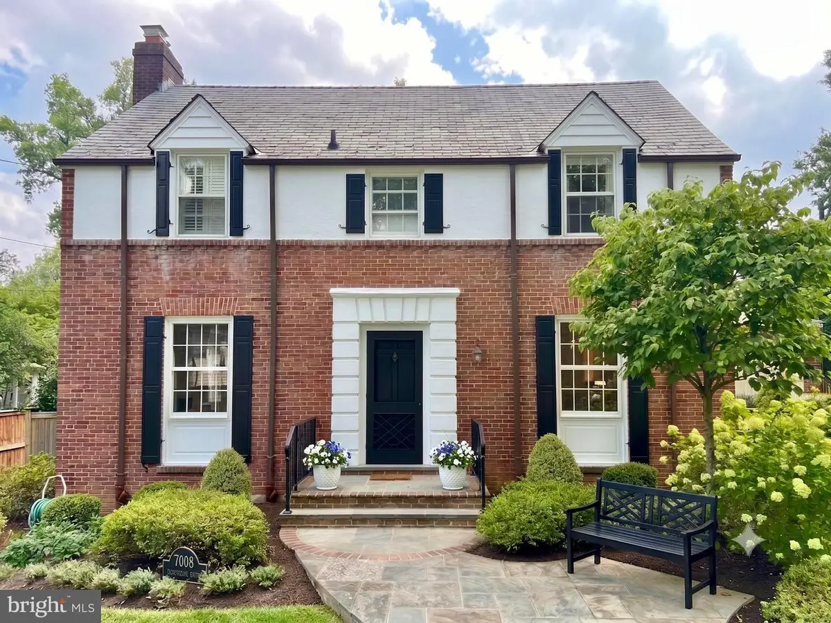 7008 Beechwood Dr, Chevy Chase, MD 20815 - #1