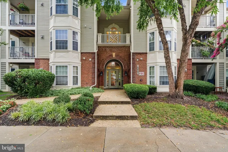 18805 Sparkling Water Dr #7/202, Germantown, MD 20874 - #2