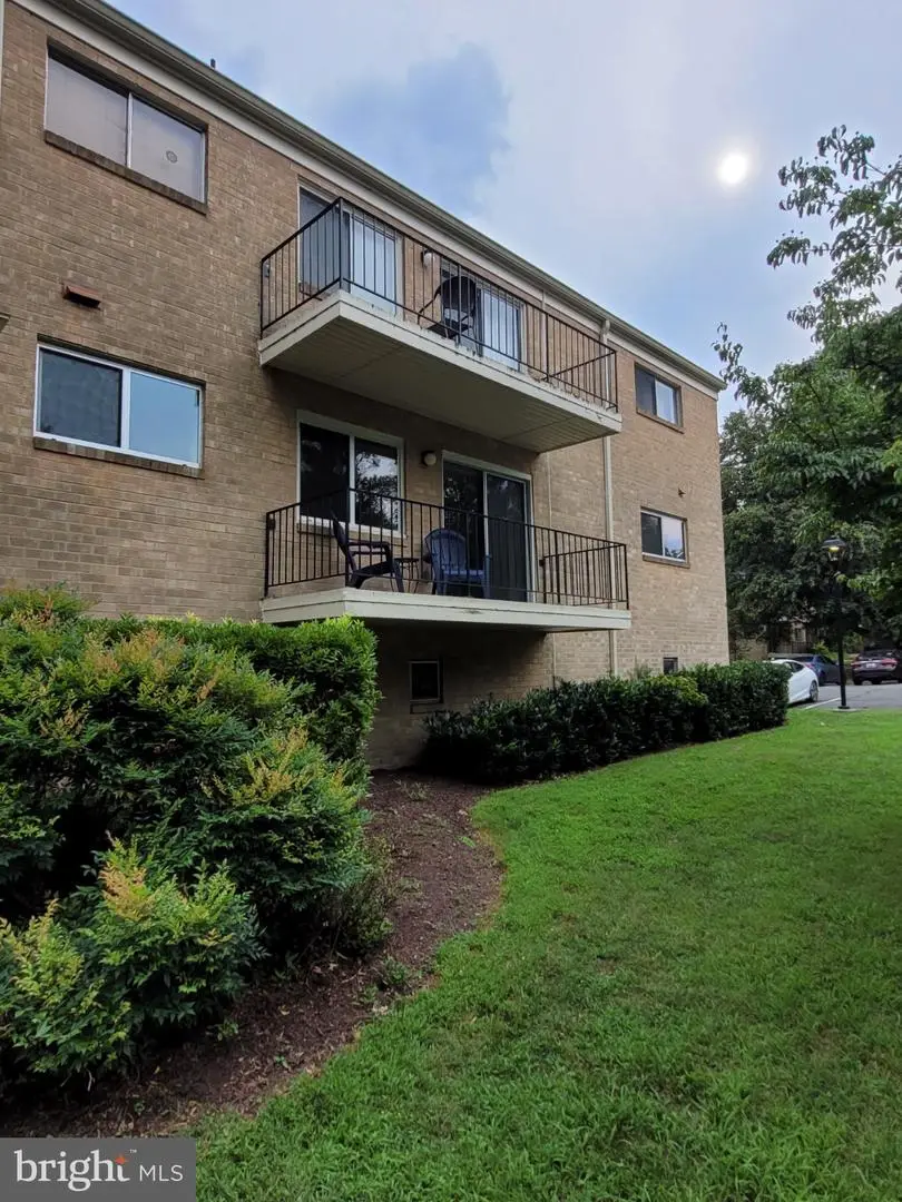 10630 Montrose Ave #104, Bethesda, MD 20814 - #2