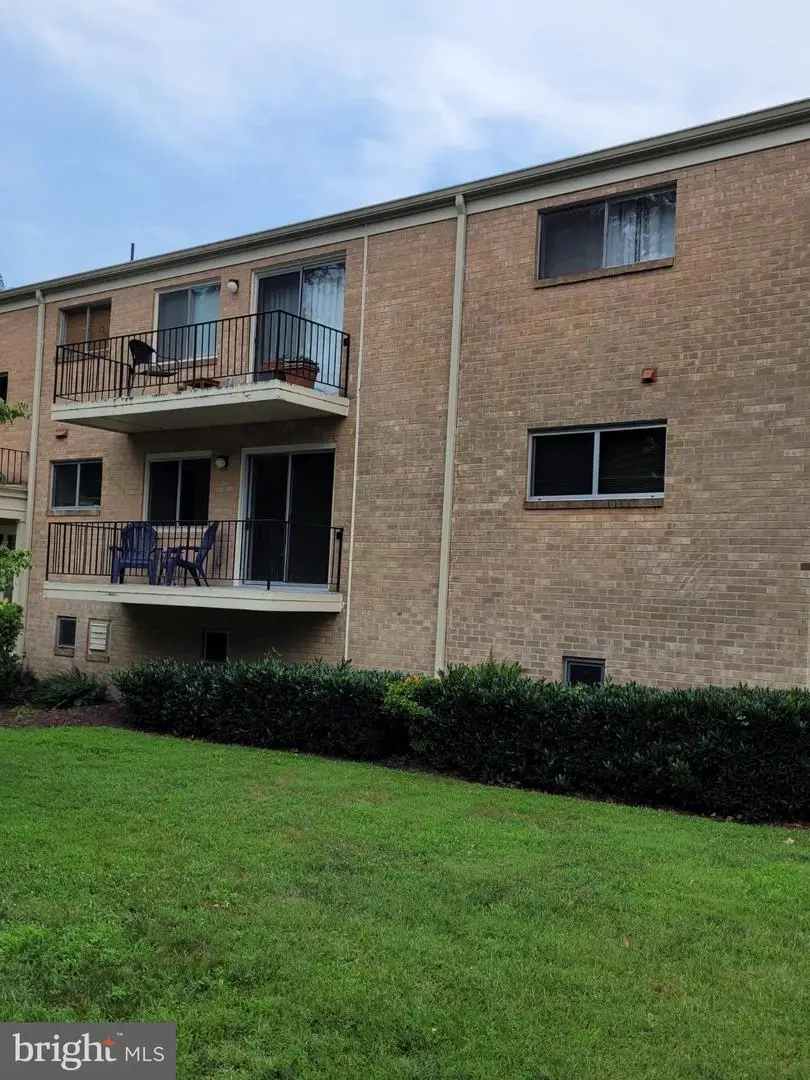 10630 Montrose Ave #104, Bethesda, MD 20814 - #3