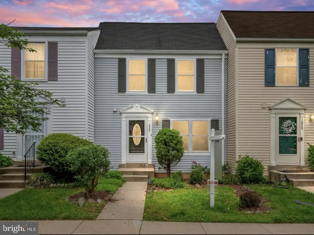 10507 Polk Square Ct, Gaithersburg, MD 20878 - #1