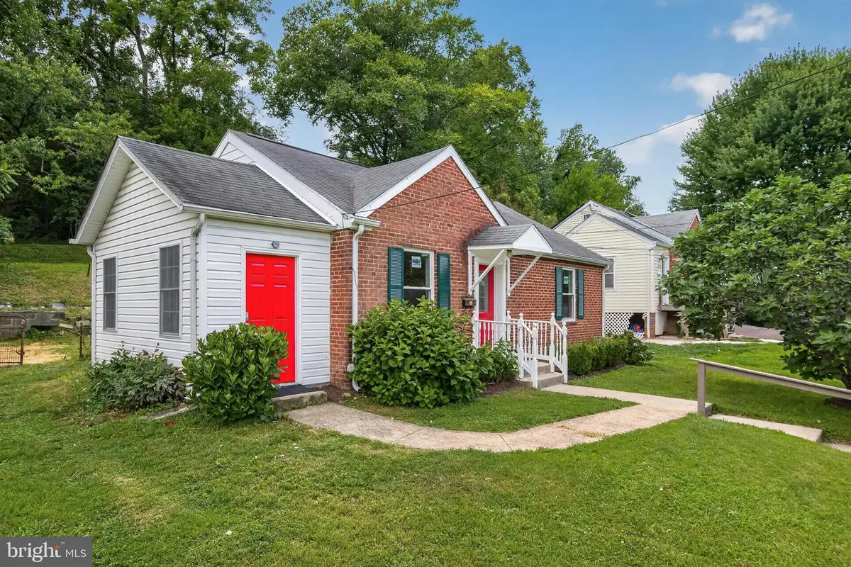 2704 Fenimore Rd, Silver Spring, MD 20902 - #1
