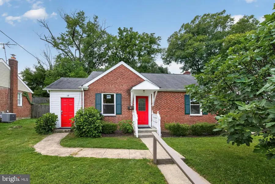 2704 Fenimore Rd, Silver Spring, MD 20902 - #3