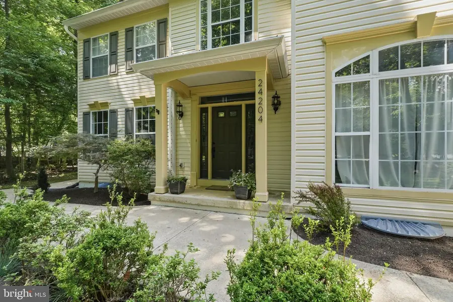 24204 Muscari Ct, Gaithersburg, MD 20882 - #3