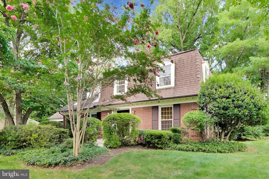 9617 Falls Bridge Lane, Potomac, MD 20854 - #2