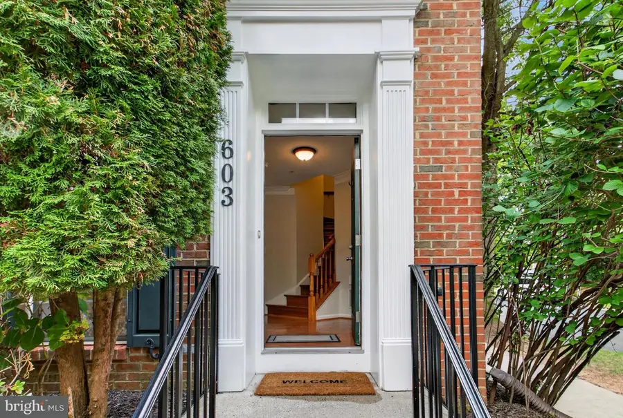 603 Gatestone St, Gaithersburg, MD 20878 - #2