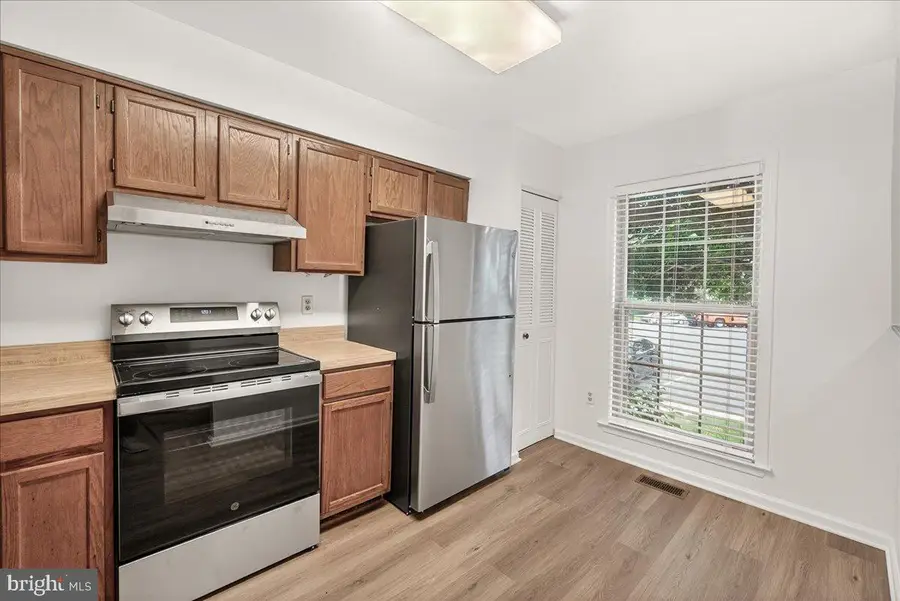 20477 Summersong Ln, Germantown, MD 20874 - #3