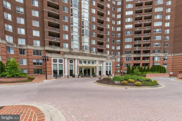 5809 Nicholson Ln #103, ROCKVILLE, MD 20852