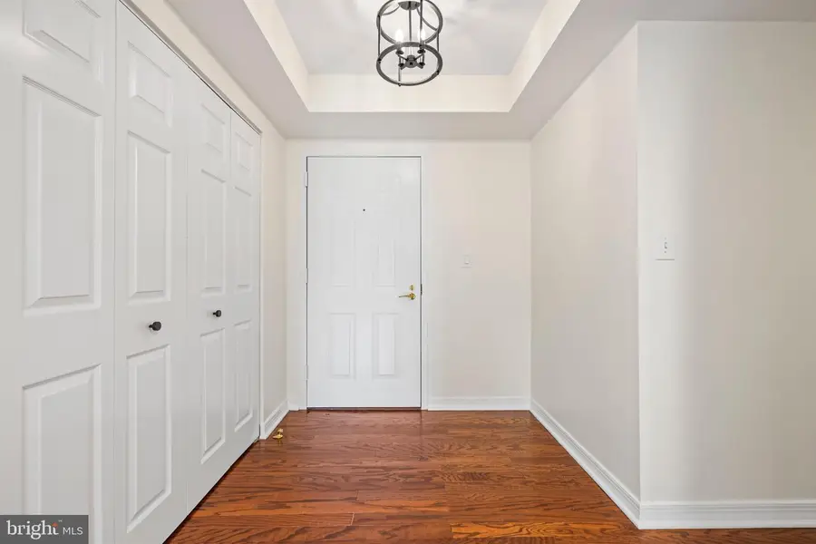 5809 Nicholson Ln #103, Rockville, MD 20852 - #2