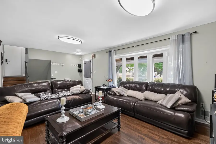 13620 Grenoble Dr, Rockville, MD 20853 - #3