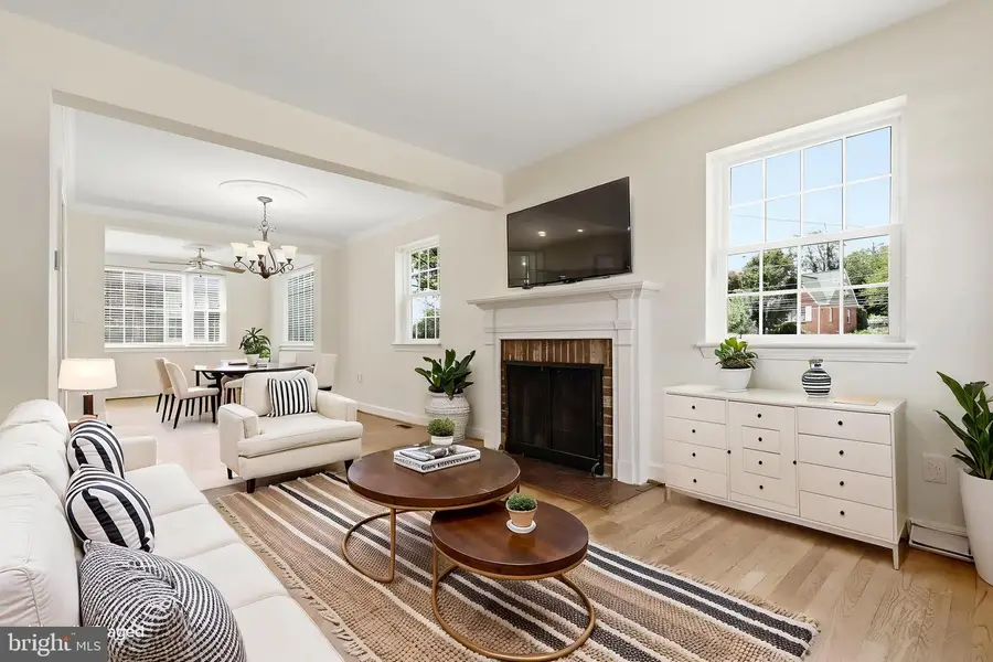801 Patton Dr, Silver Spring, MD 20901 - #3