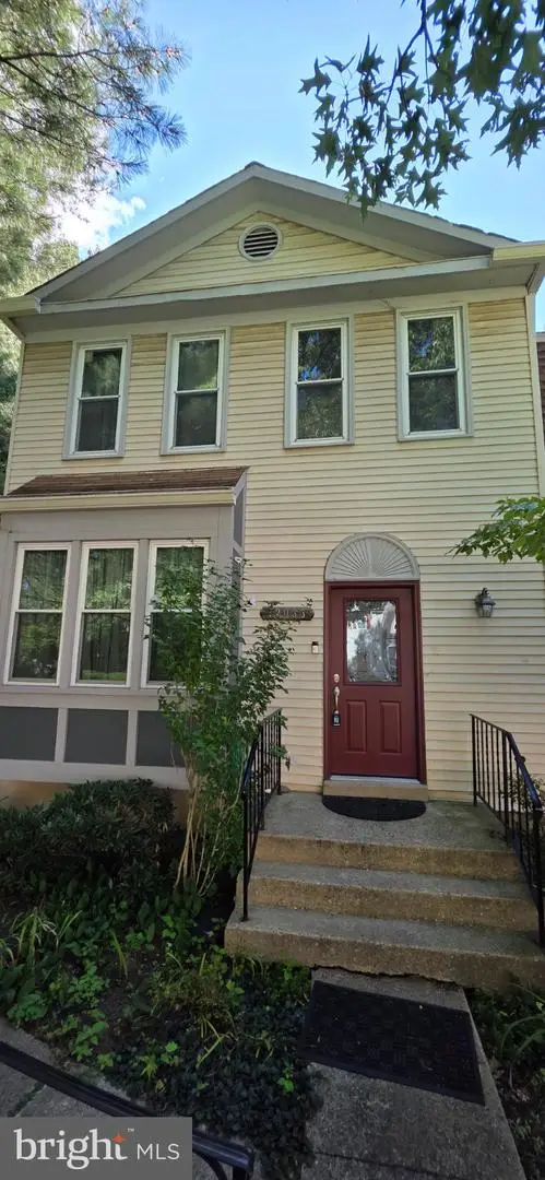 12033 Eaglewood, SILVER SPRING, MD 20902