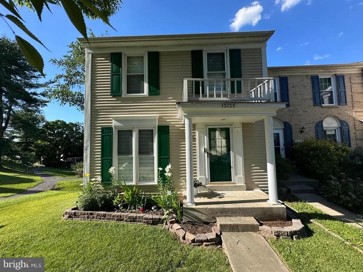 13125 Country Ridge Dr, Germantown, MD 20874 - #1