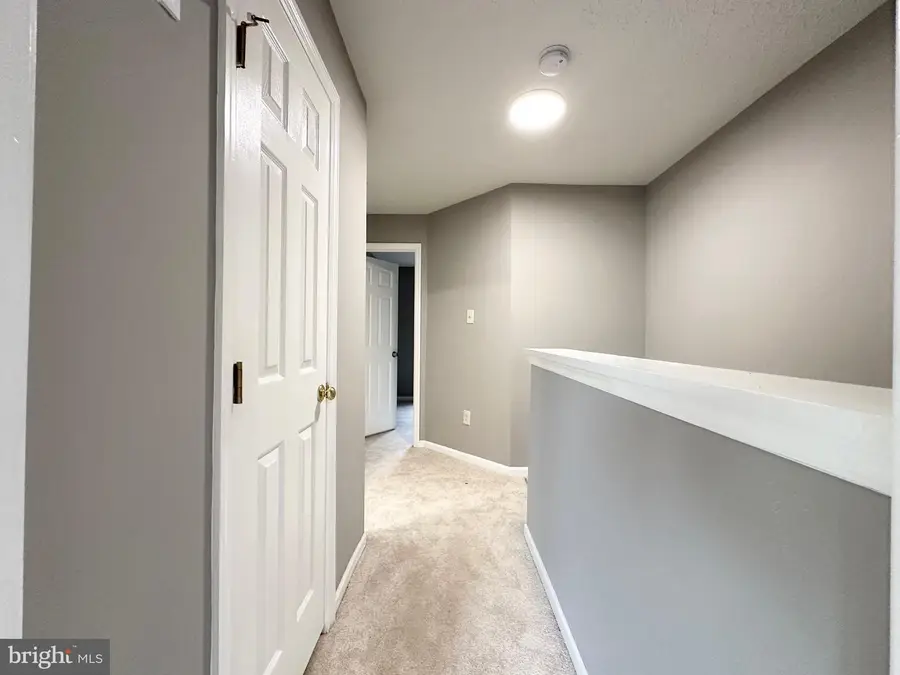 20527 Lowfield Dr, Germantown, MD 20874 - #3