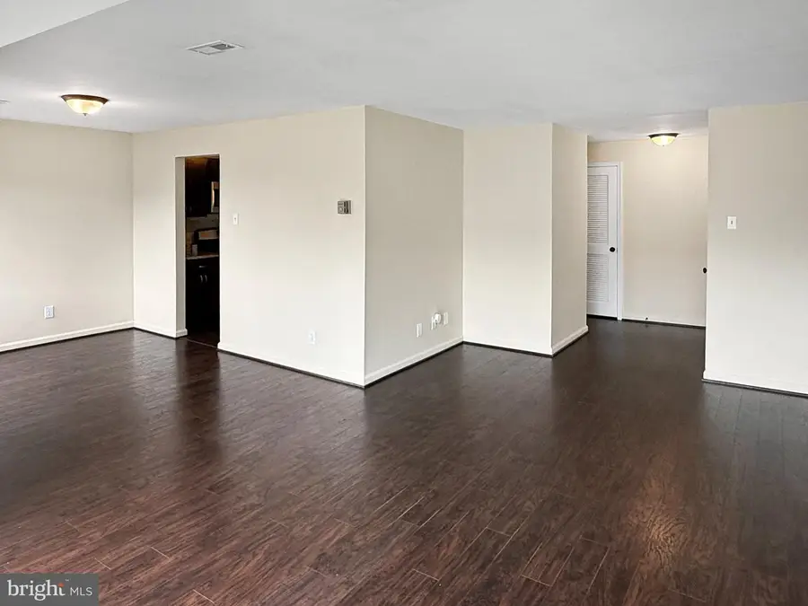 18901 Smoothstone Way #i-6, Montgomery Village, MD 20886 - #3