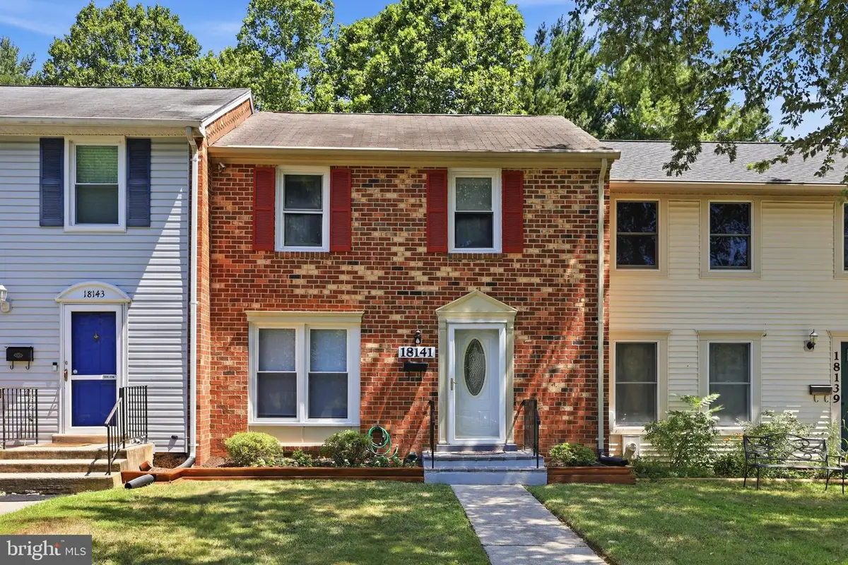 18141 Metz Dr, Germantown, MD 20874 - #1