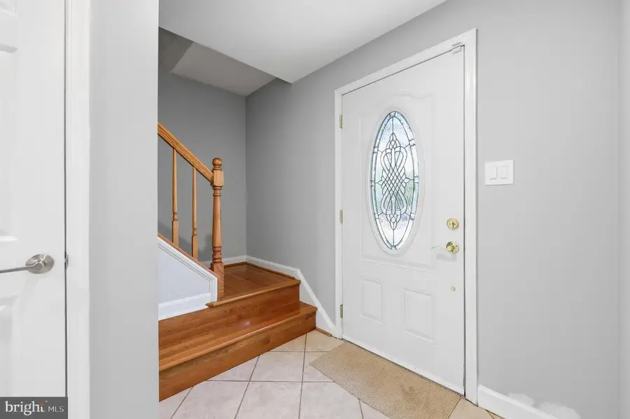 18141 Metz Dr, Germantown, MD 20874 - #3