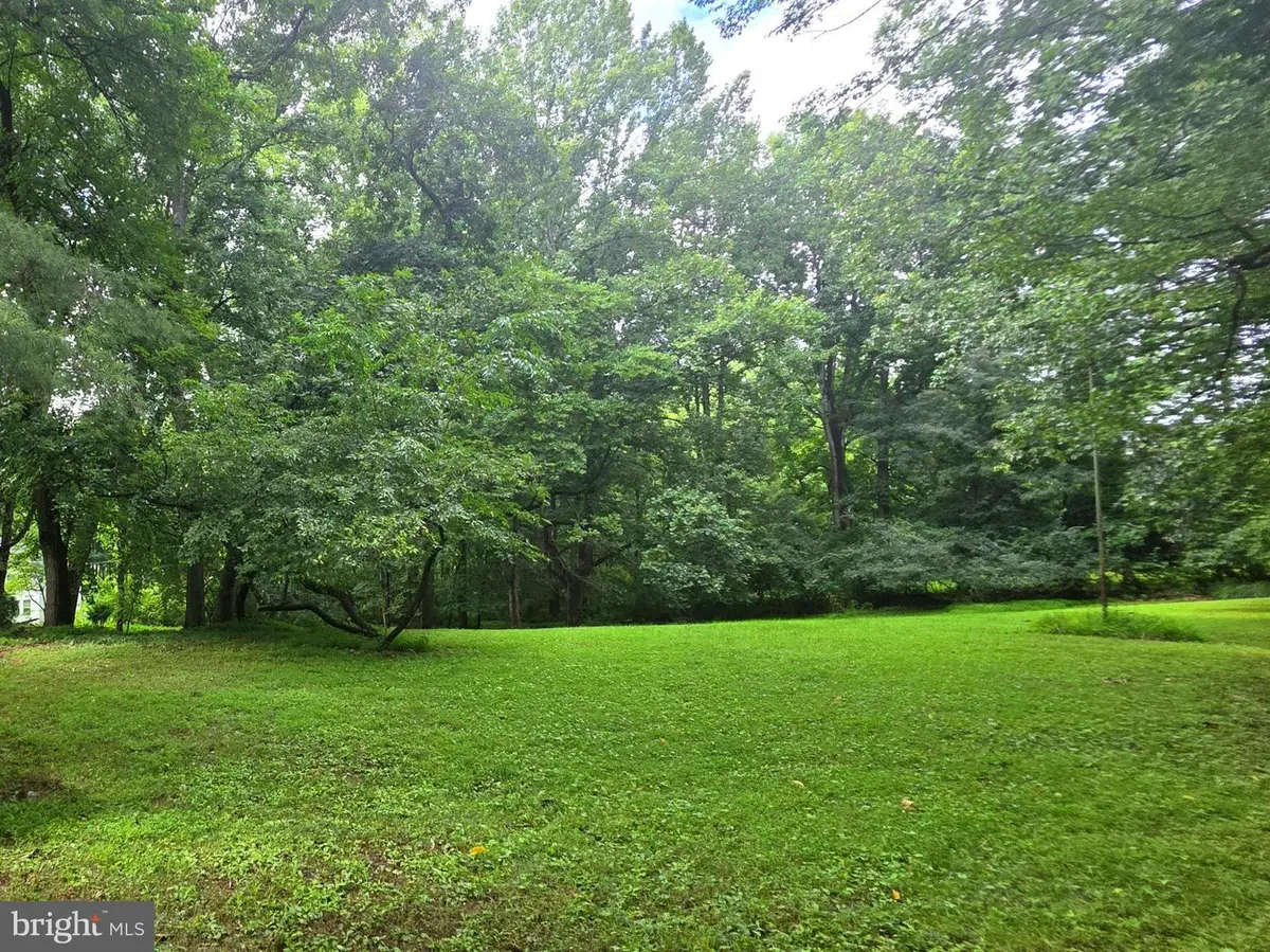 17516 Ridge Dr, Rockville, MD 20853 - #1