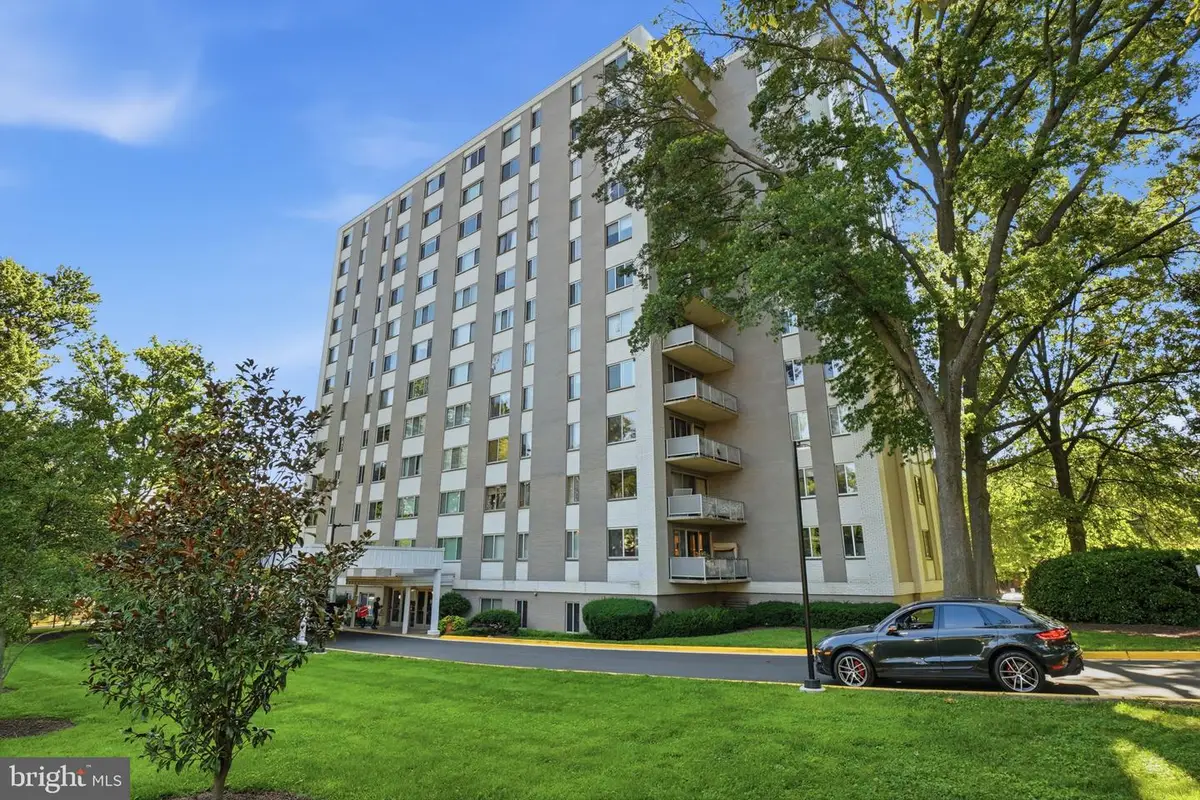 8315 North Brook Ln #901 - West Building, Bethesda, MD 20814 - #1