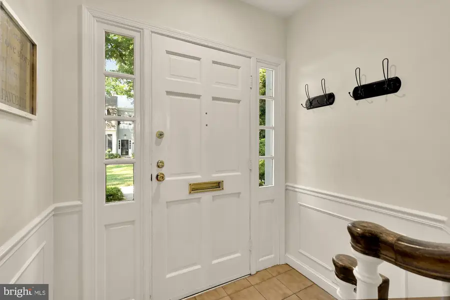 3559 Hamlet Pl, Chevy Chase, MD 20815 - #2