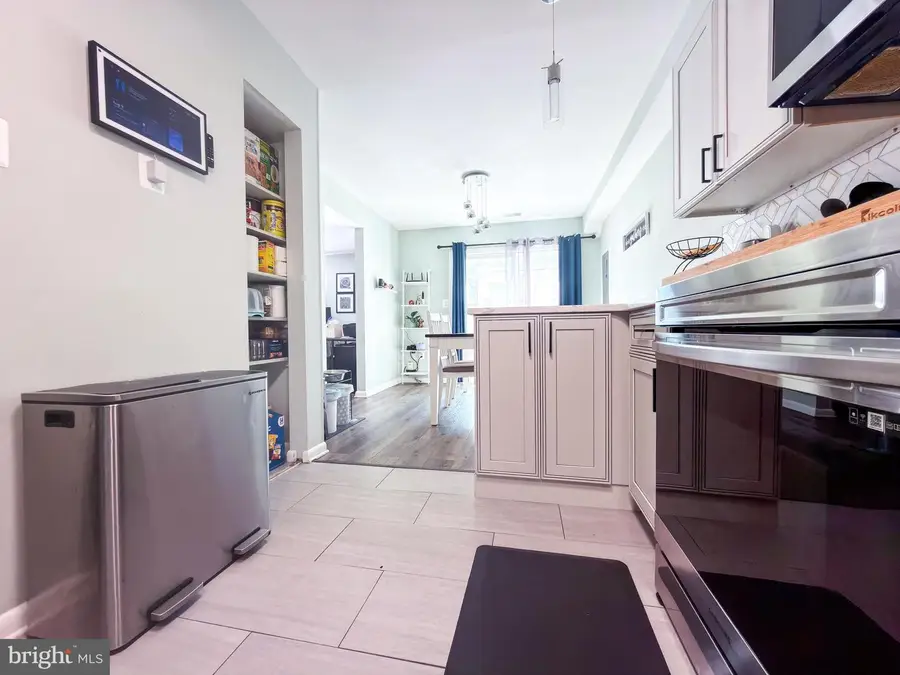 12602 Red Pepper Ct, Germantown, MD 20874 - #2