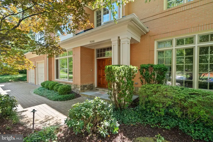 7016 Winterberry Ln, Bethesda, MD 20817 - #3