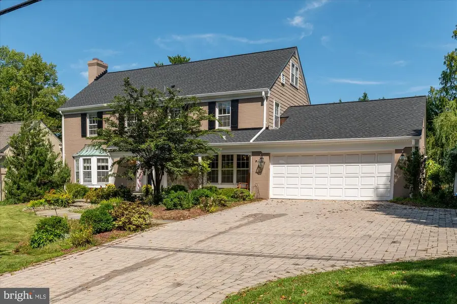 6717 Michaels Dr, Bethesda, MD 20817 - #3