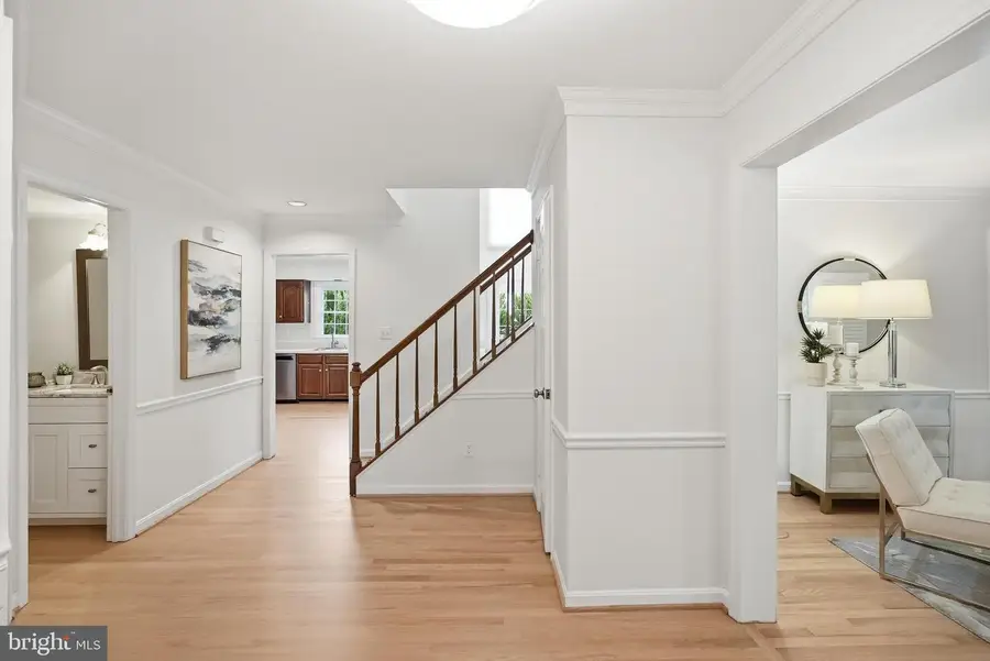 1015 Samplers Way, Potomac, MD 20854 - #2