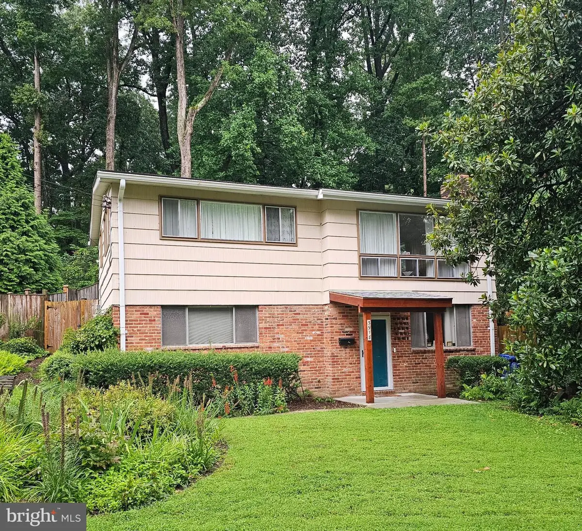 3918 Wexford Dr, Kensington, MD 20895 - #1