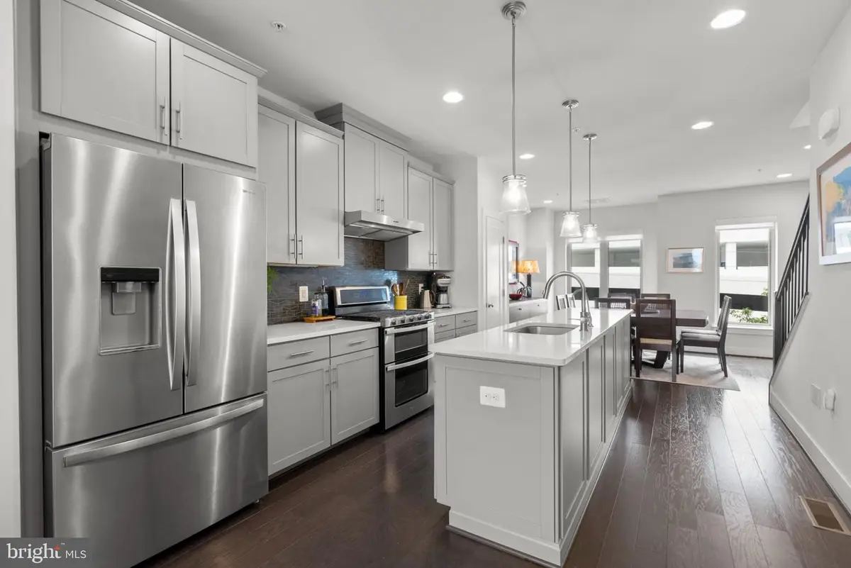 1910 Chapman Ave #4, Rockville, MD 20852 - #1