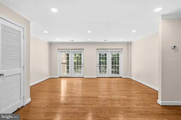 3846 Chesterwood Dr #3846, SILVER SPRING, MD 20906