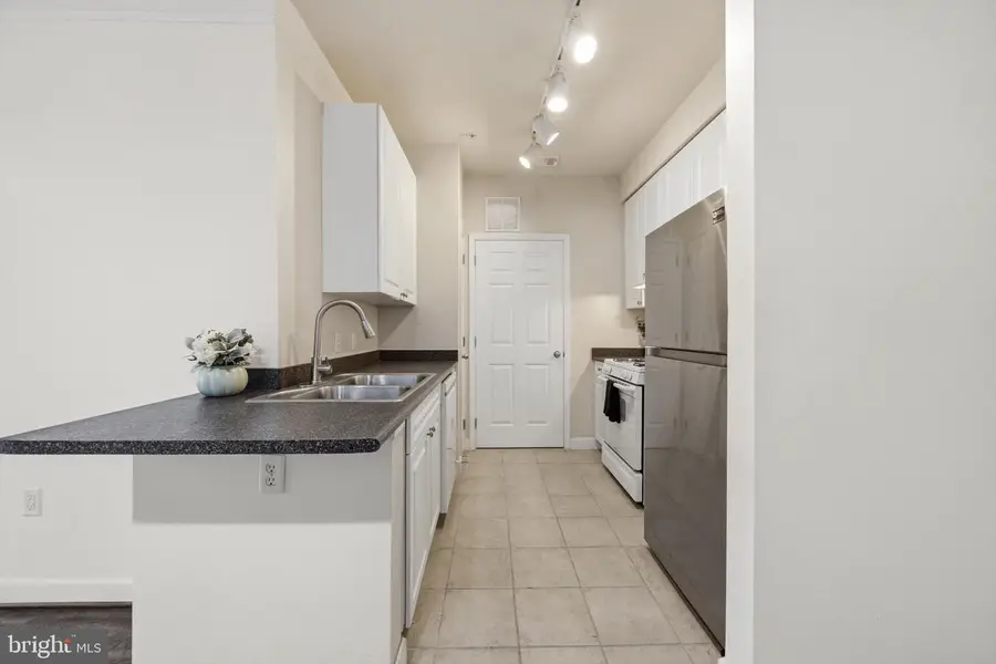 501 Hungerford Dr #265, Rockville, MD 20850 - #2